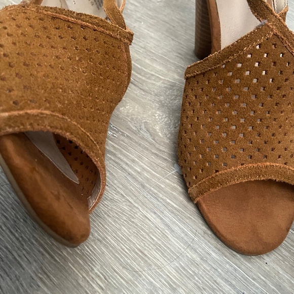 Seychelles suede caramel open toe heel 8.5 - Picture 3 of 9
